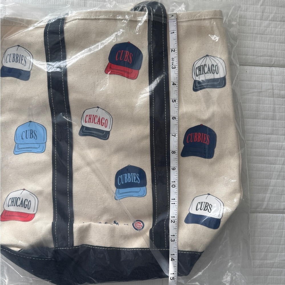 Rare Alice & Wonder X Chicago Cubs tote bag - Picture 4 of 4